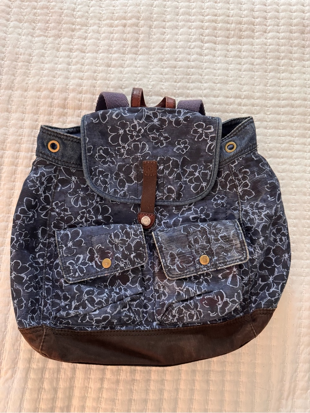 Lucky brand navy floral canvas drawstring backpack